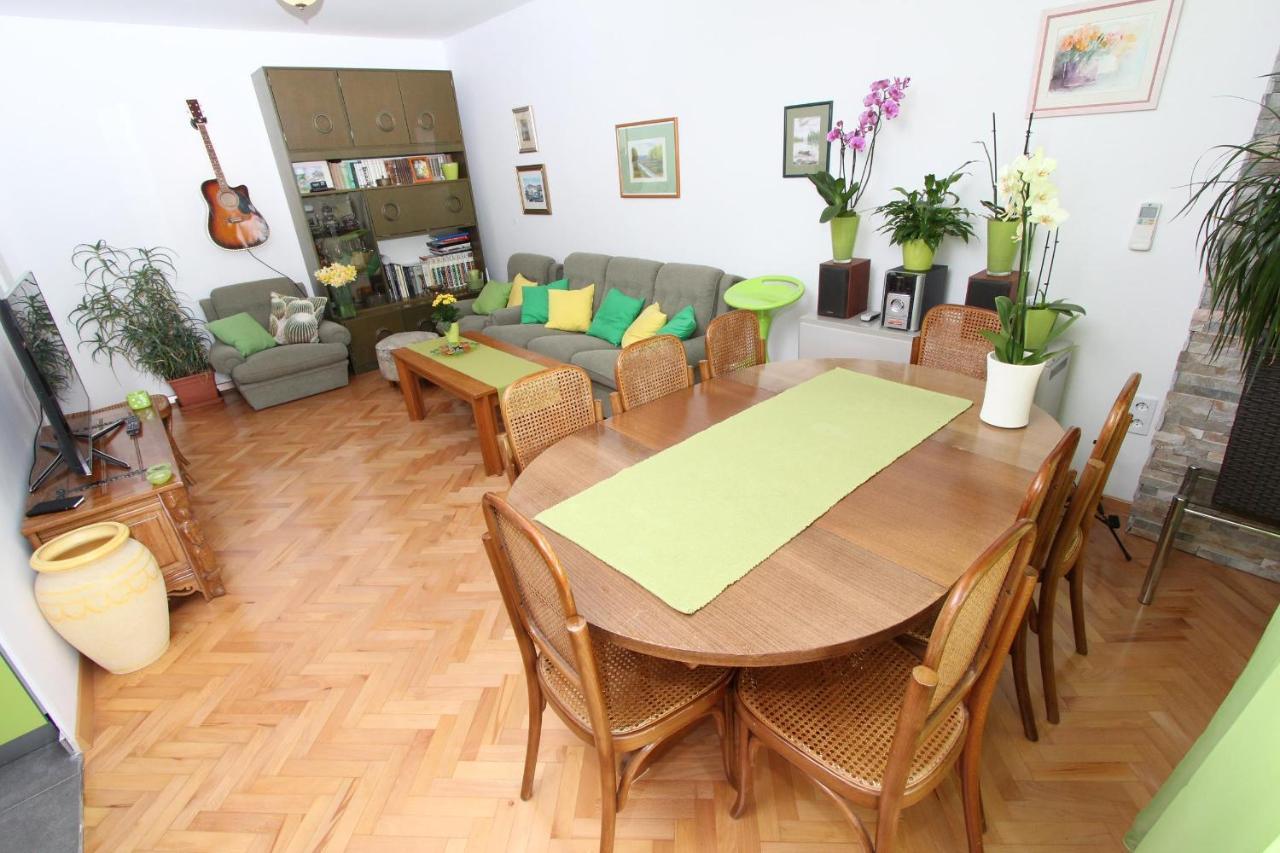 Apartment Elia Rovinj Exterior photo