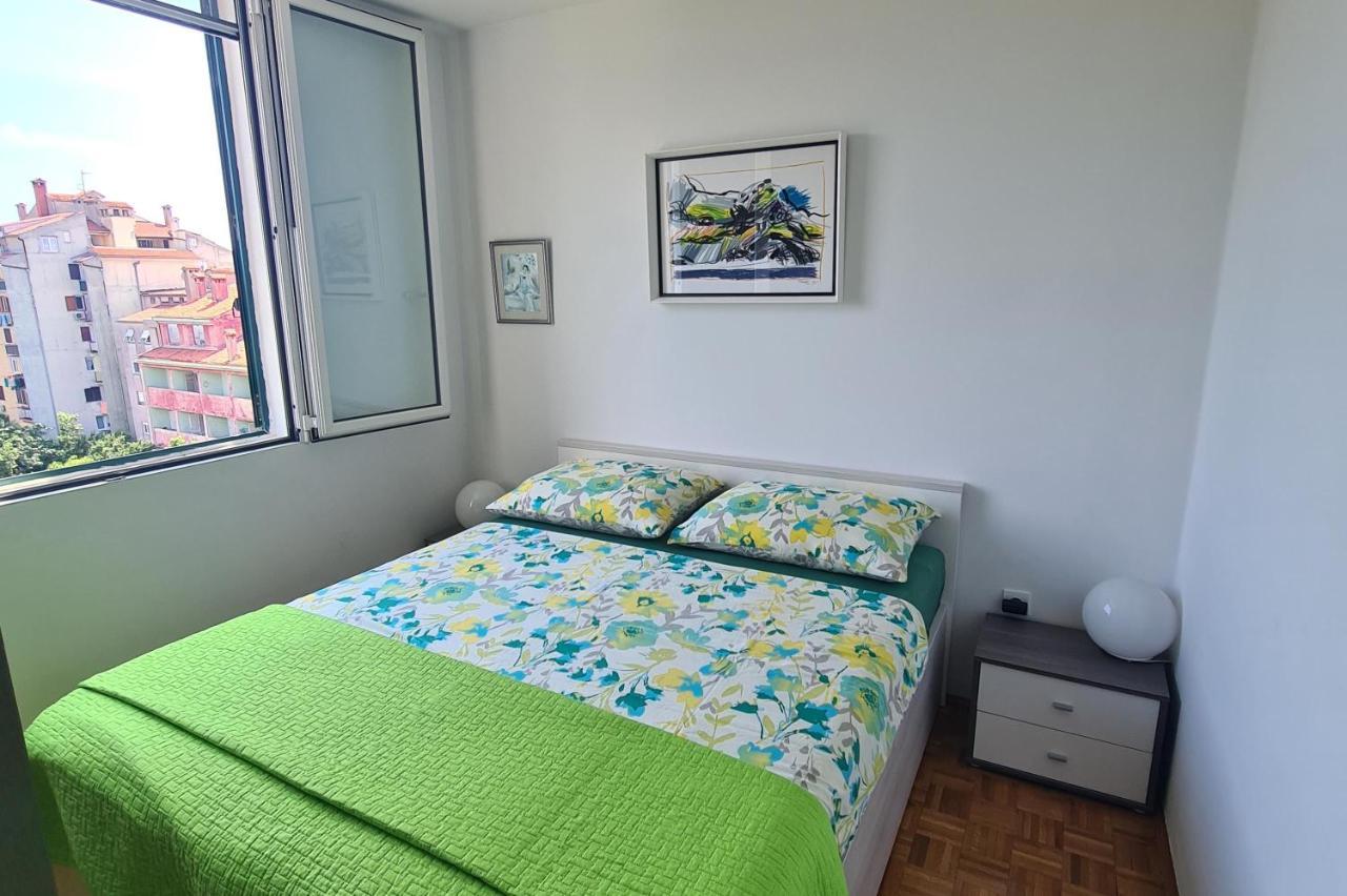 Apartment Elia Rovinj Exterior photo